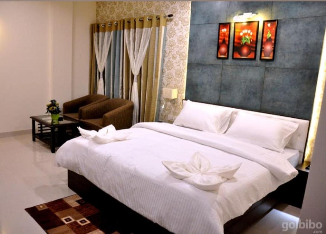 Hotel Bellevue , Gwalior Exterior photo